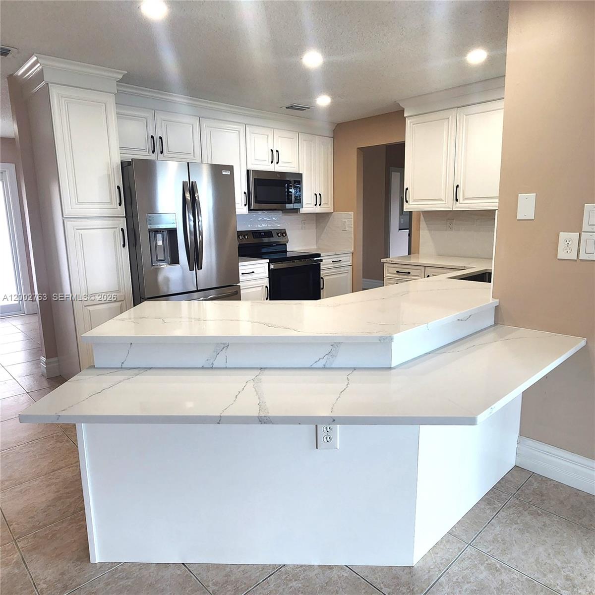 FLAMINGO GARDENS-PHASE TW - Residential Lease