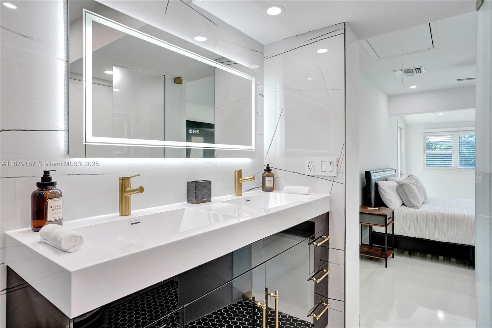 AVON ISLES - Residential Lease