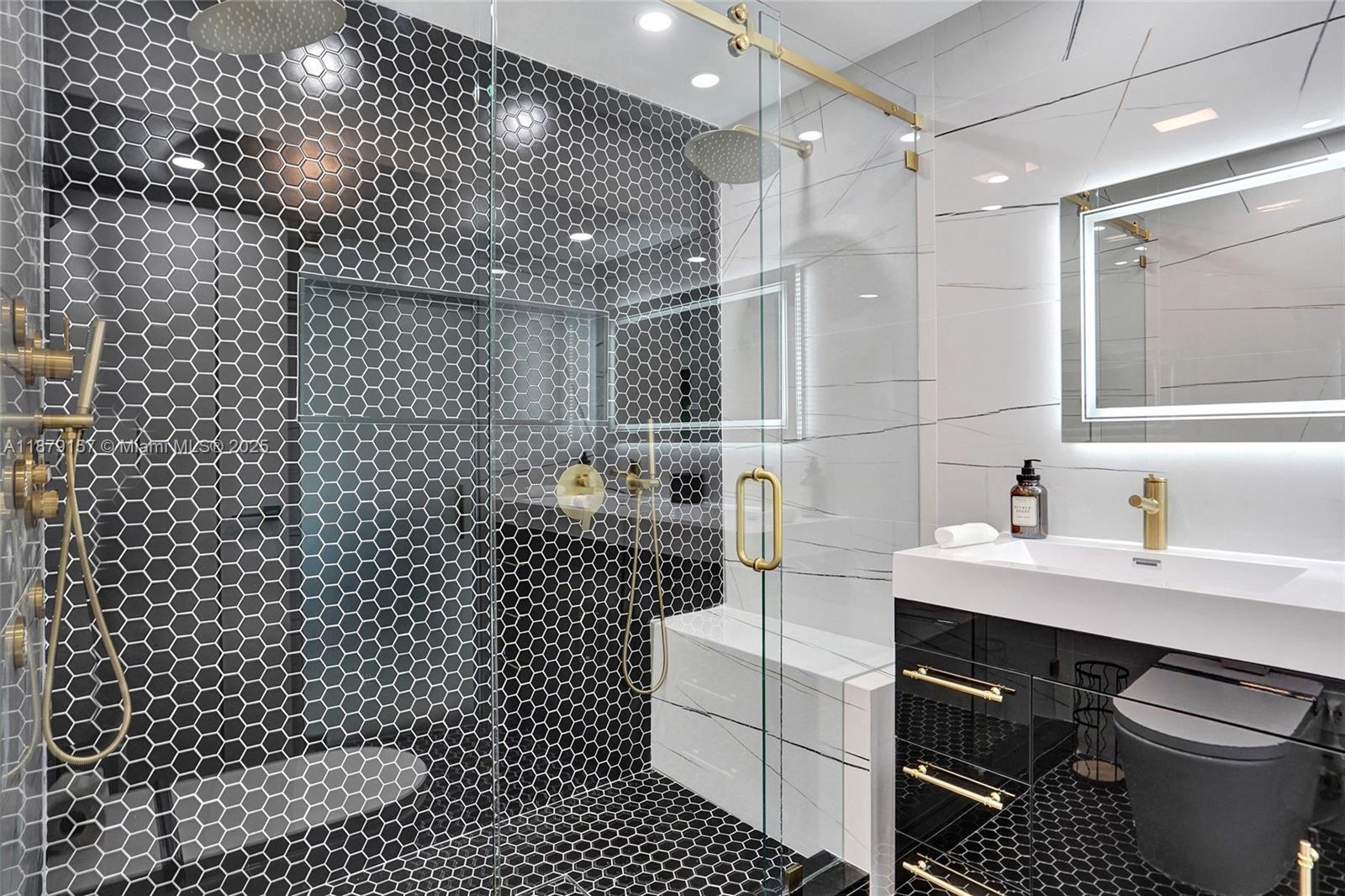 AVON ISLES - Residential Lease