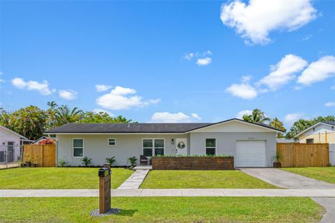 10814 SW 157th Ter Miami FL 33157