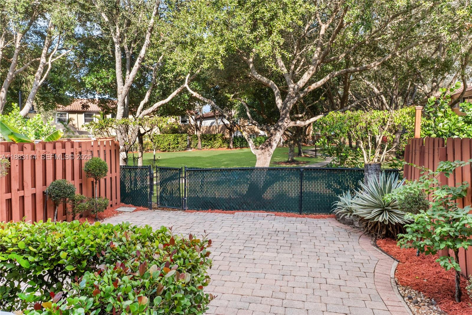 BELLAGIO AT VIZCAYA - Residential