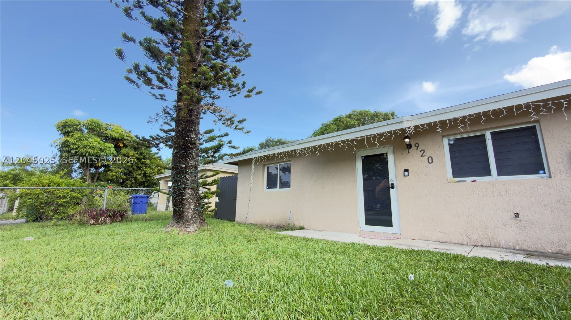920 NW 65th St