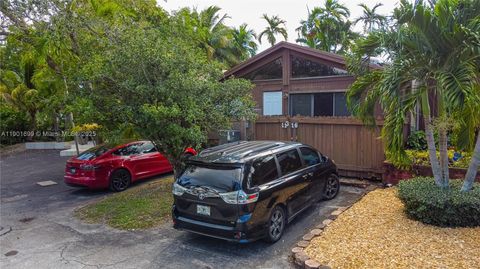 11316 SW 112th Cir Ln E Miami FL 33176