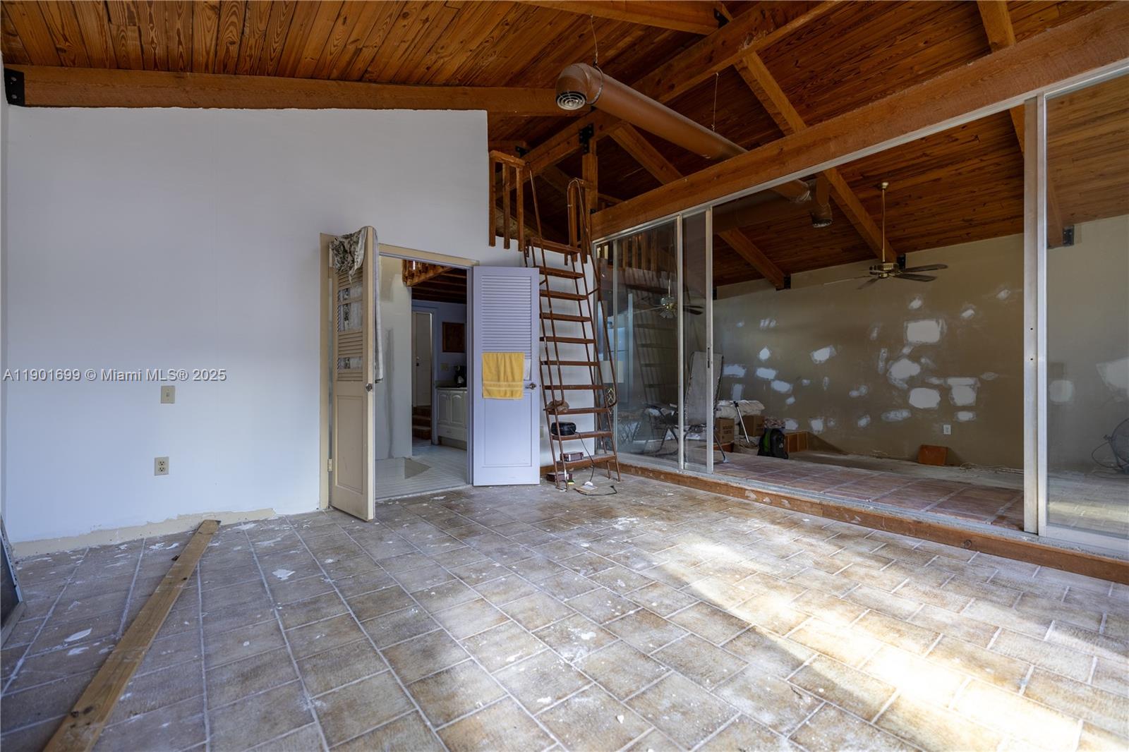 KILLIAN PINES TOWNHOUSES - Residential