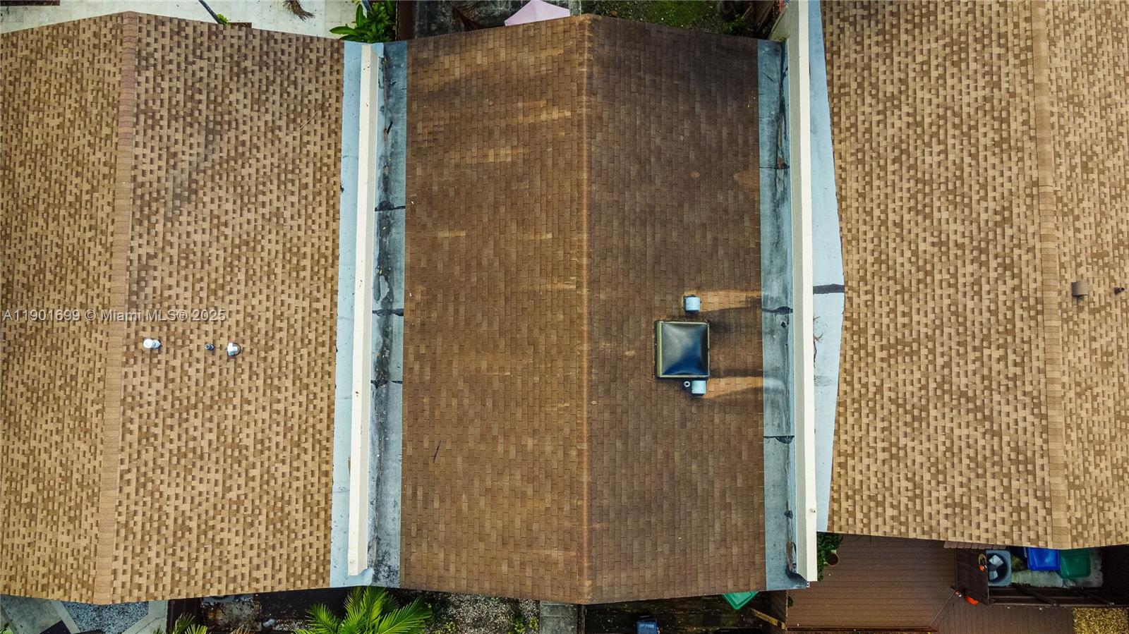 KILLIAN PINES TOWNHOUSES - Residential