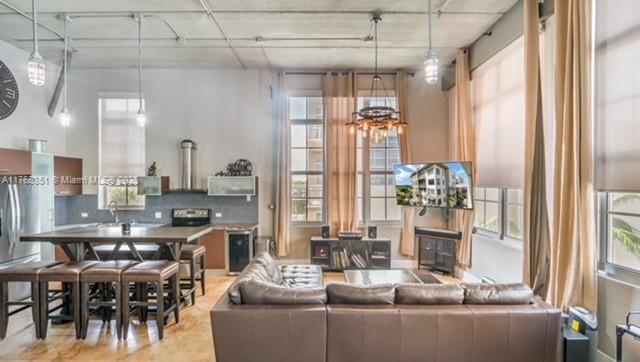 AVENUE LOFTS CONDO ONE - Residential