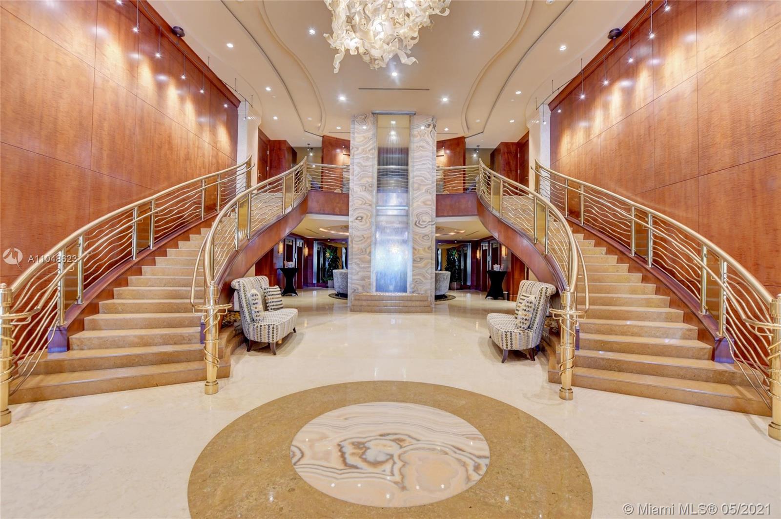 LUXURIA CONDO - Residential