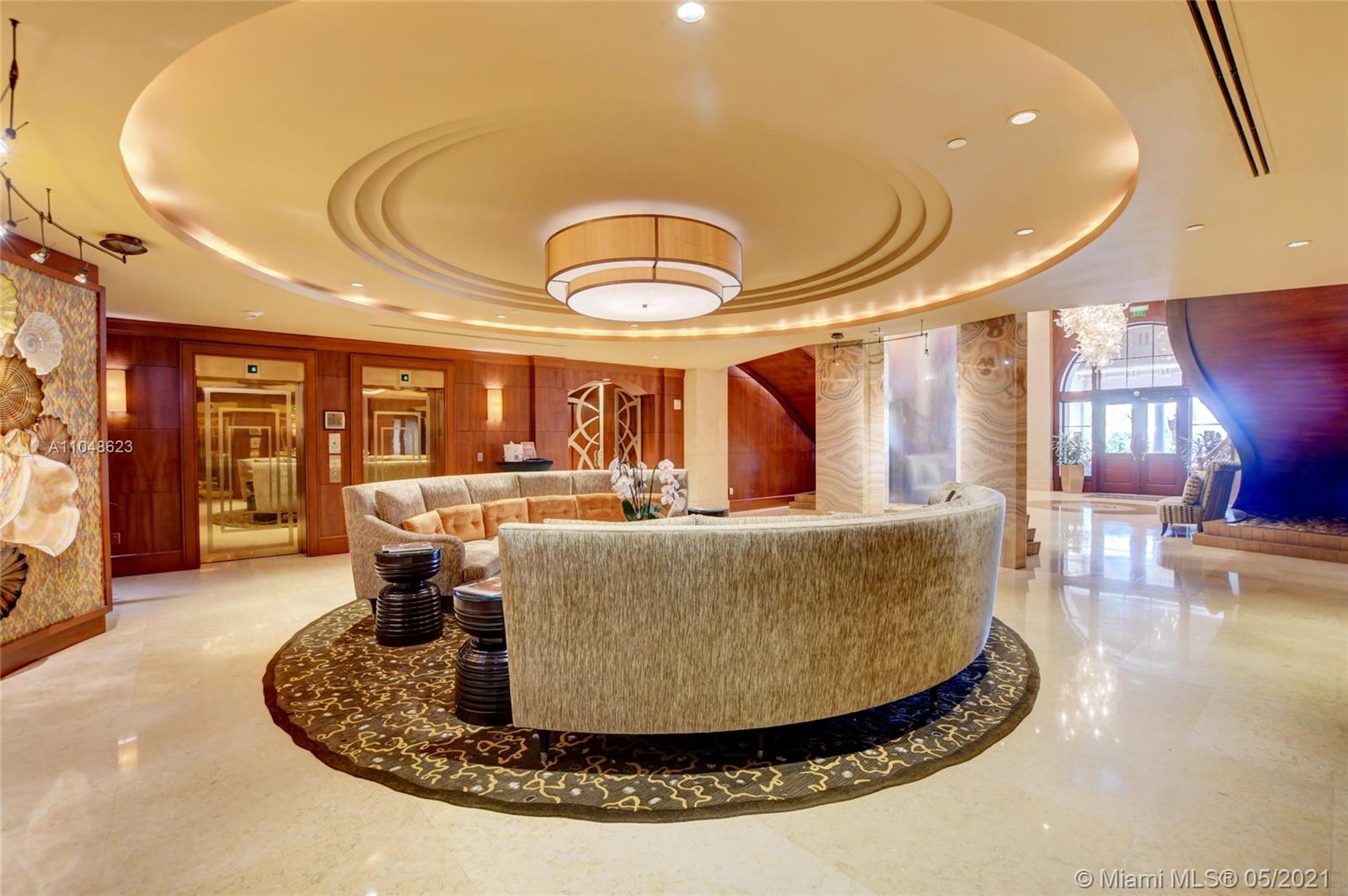 LUXURIA CONDO - Residential