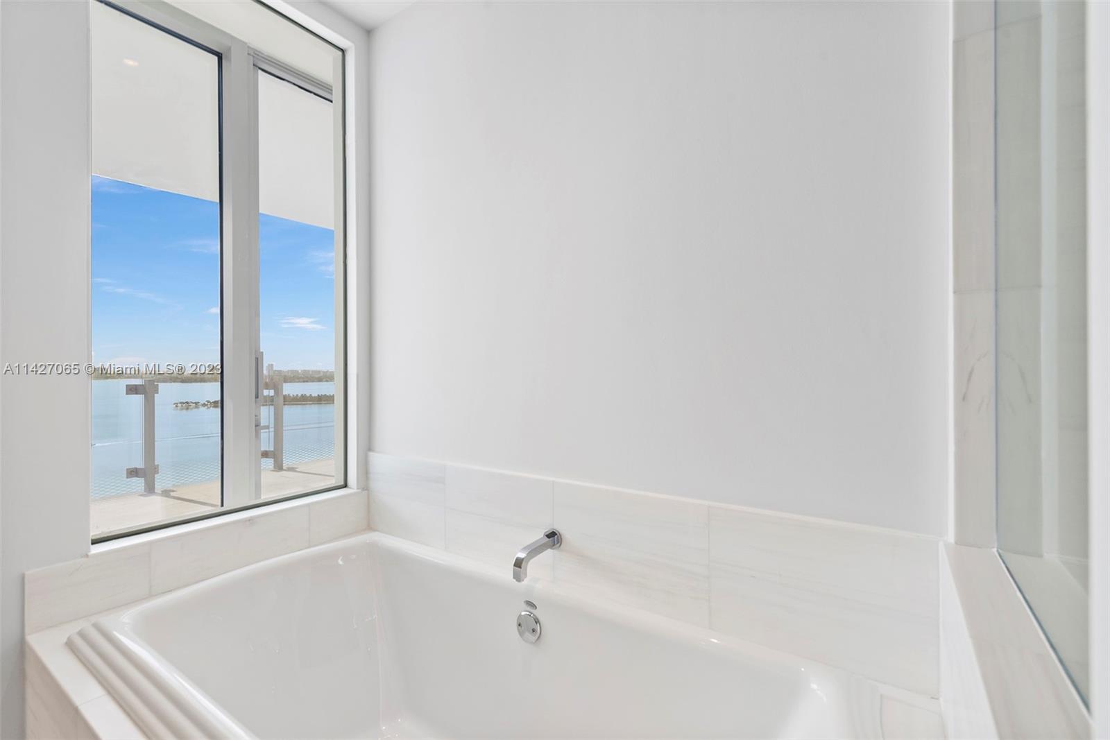 Missoni Baia - Residential