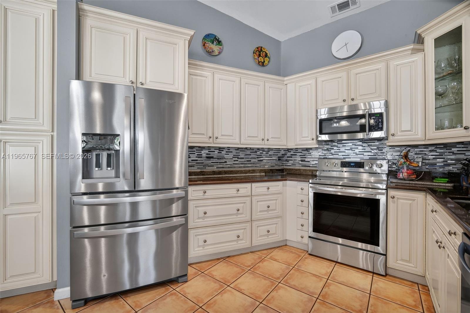 CHAPEL TRAIL II - Residential