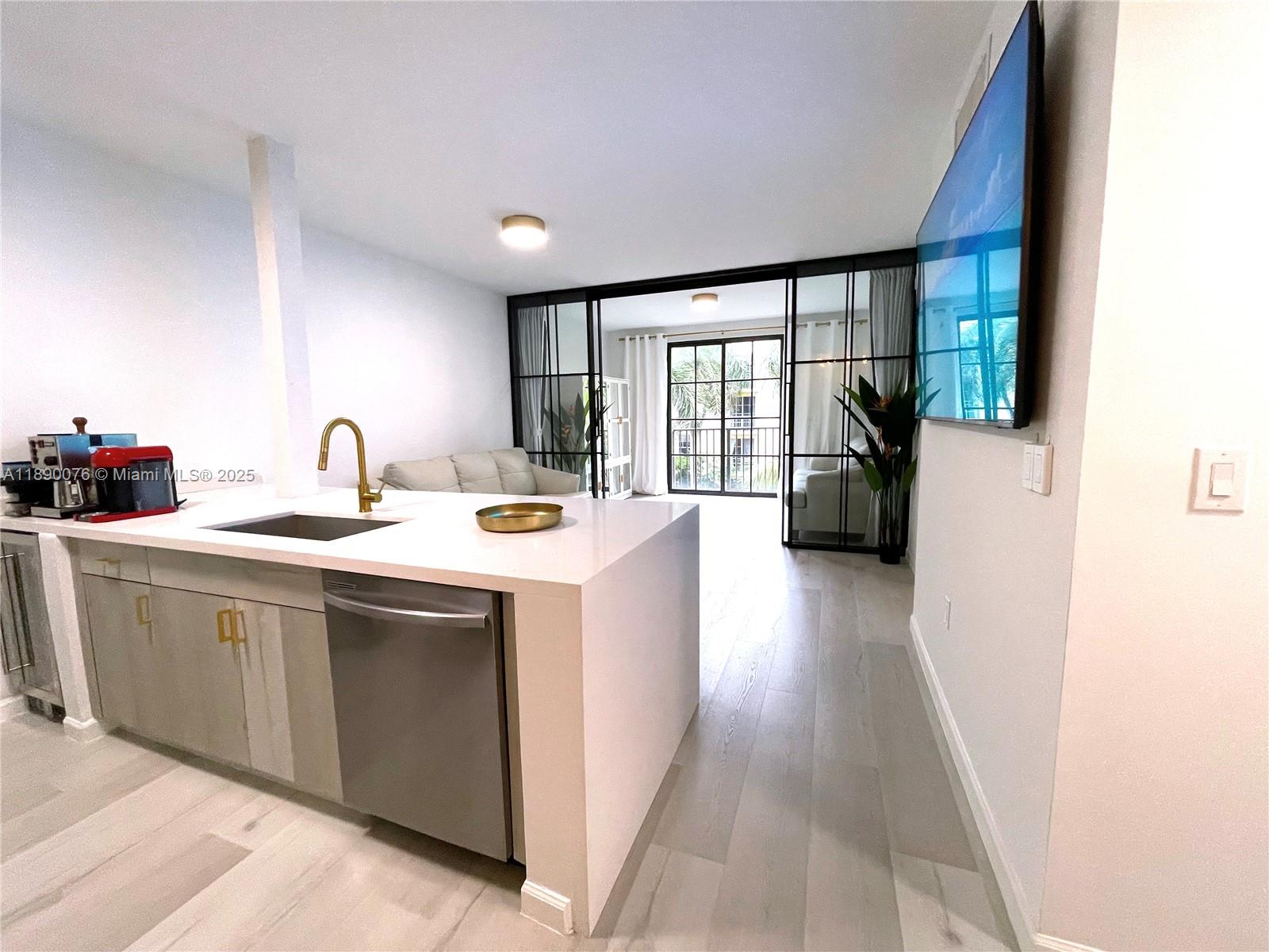 COURTYARDS IN CITYPLACE C - Residential