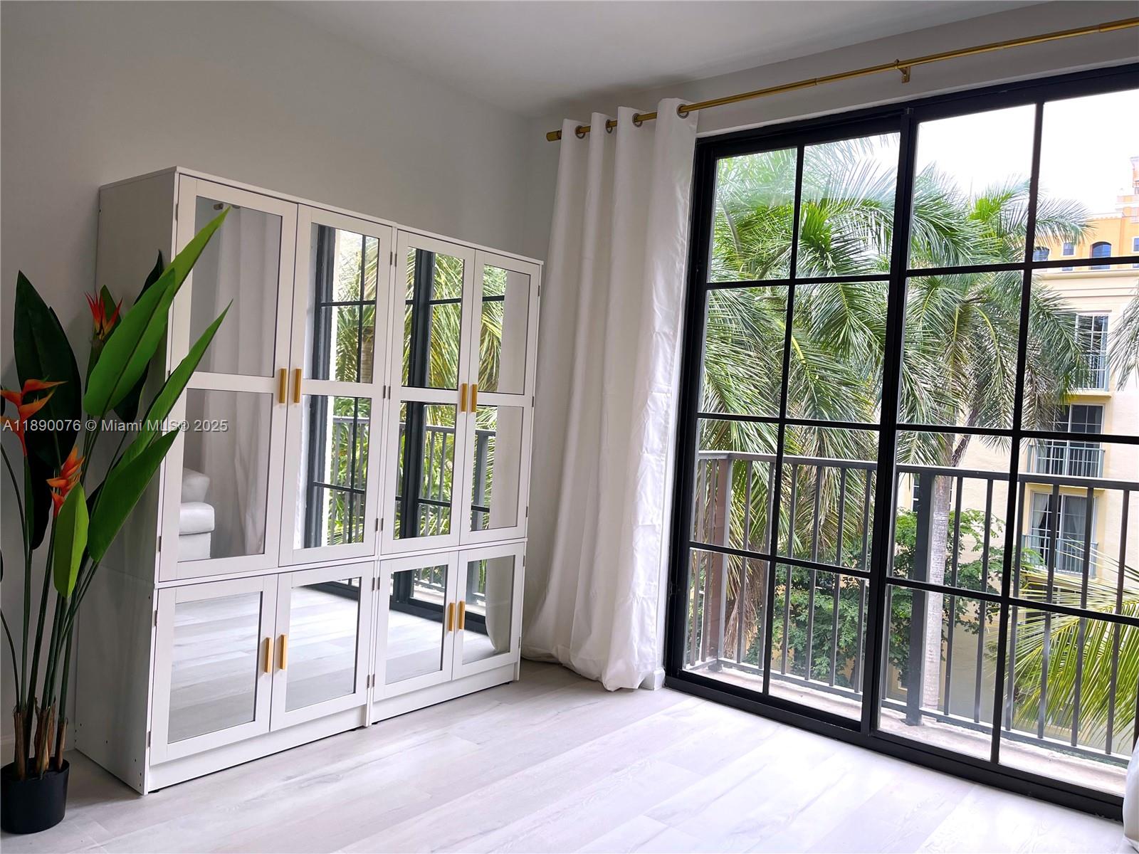 COURTYARDS IN CITYPLACE C - Residential