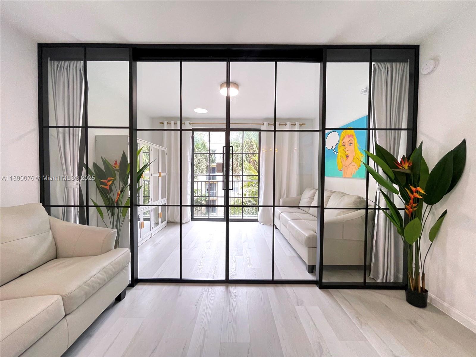 COURTYARDS IN CITYPLACE C - Residential