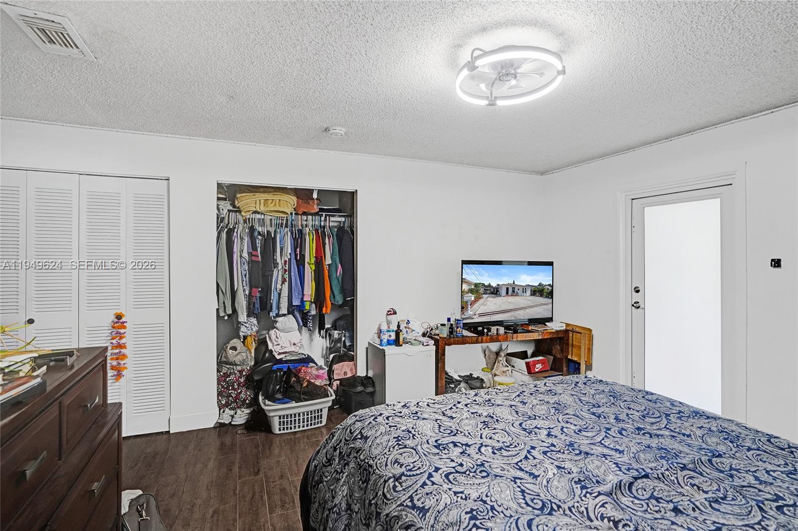 COMFORT GARDENS - Residential Income