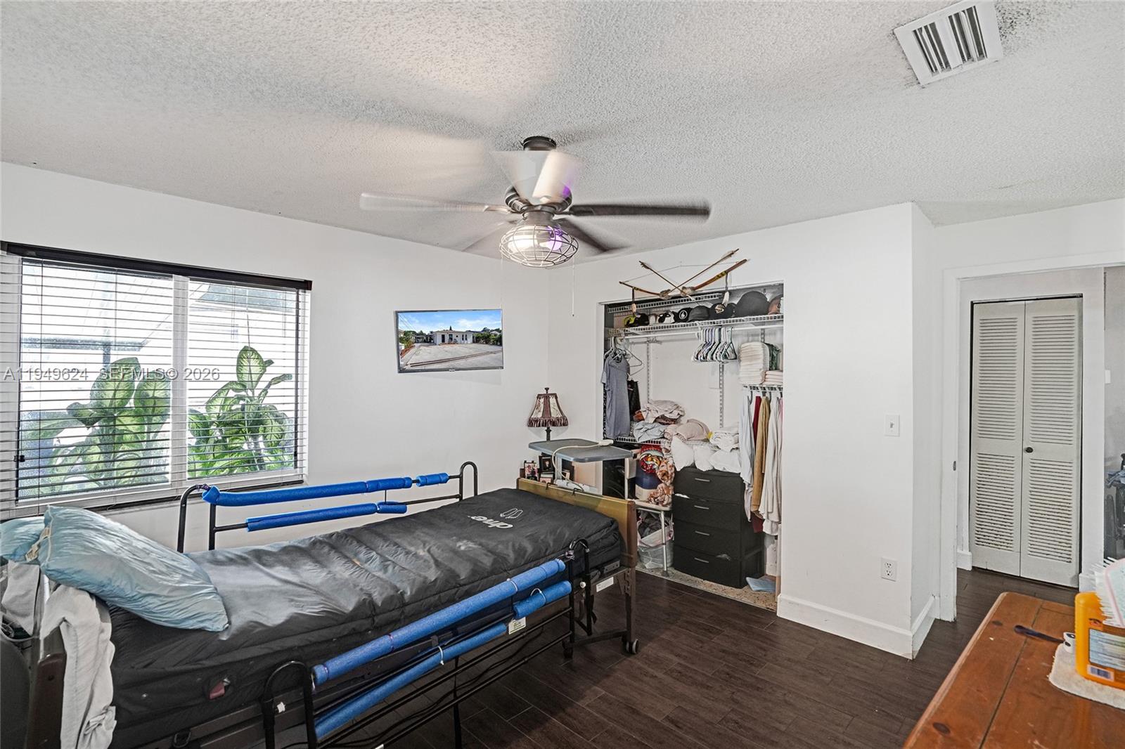 COMFORT GARDENS - Residential Income