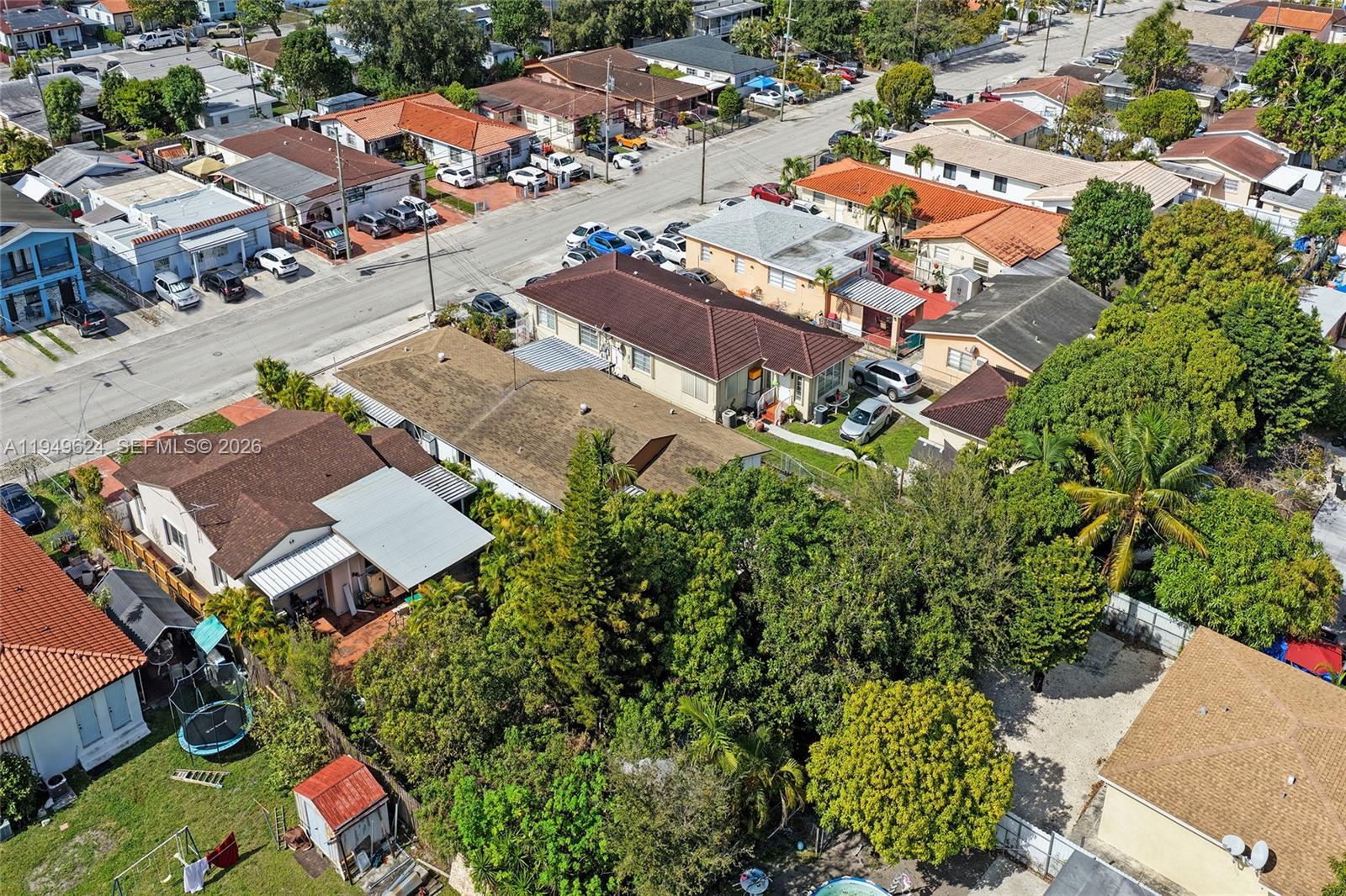 COMFORT GARDENS - Residential Income