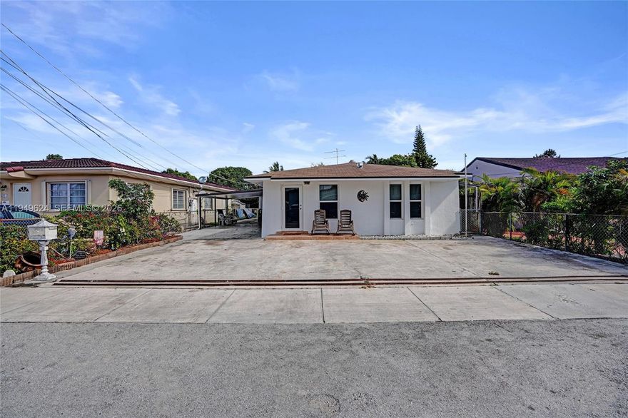 Prime investment opportunity! This well-maintained duplex is centrally located in Miami, just minutes from Coral Gables, Miami International Airport, and the new soccer stadium. Both units feature impact windows and were remodeled a few years ago with multiple upgrades. Excellent condition throughout, making it ideal for Airbnb or long-term rental income. A strong cash-flow property in a highly desirable, rapidly growing area.