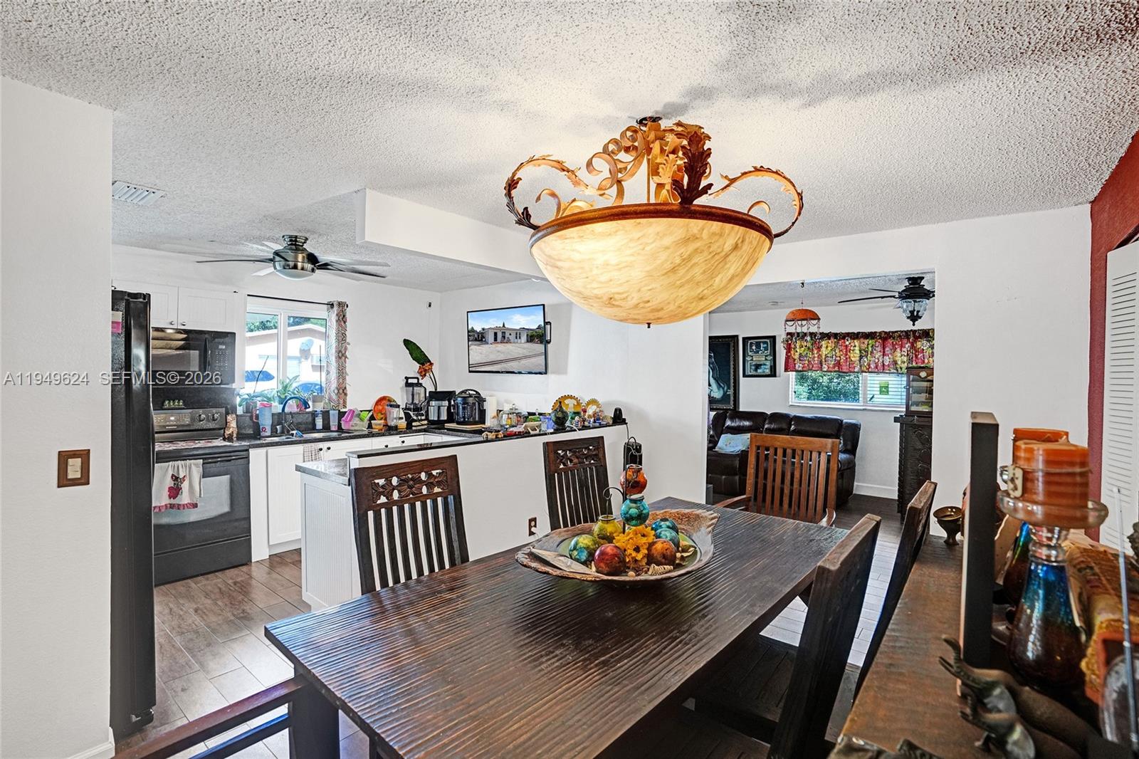 COMFORT GARDENS - Residential Income