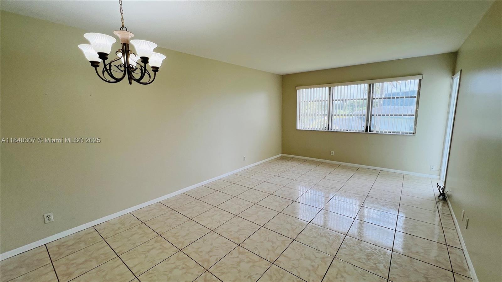 2309 Park Ln 315