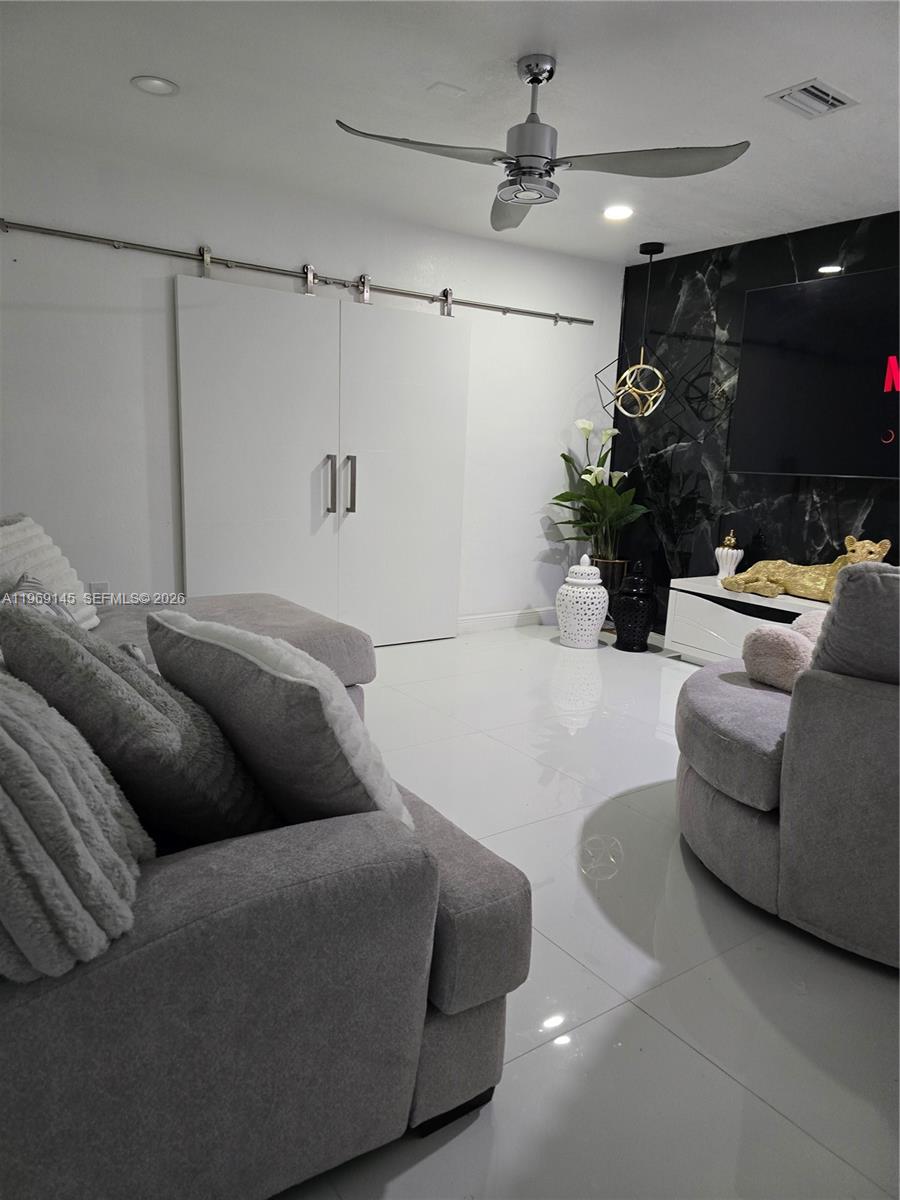 HUNTINGTON SECTION TWO - Residential Lease