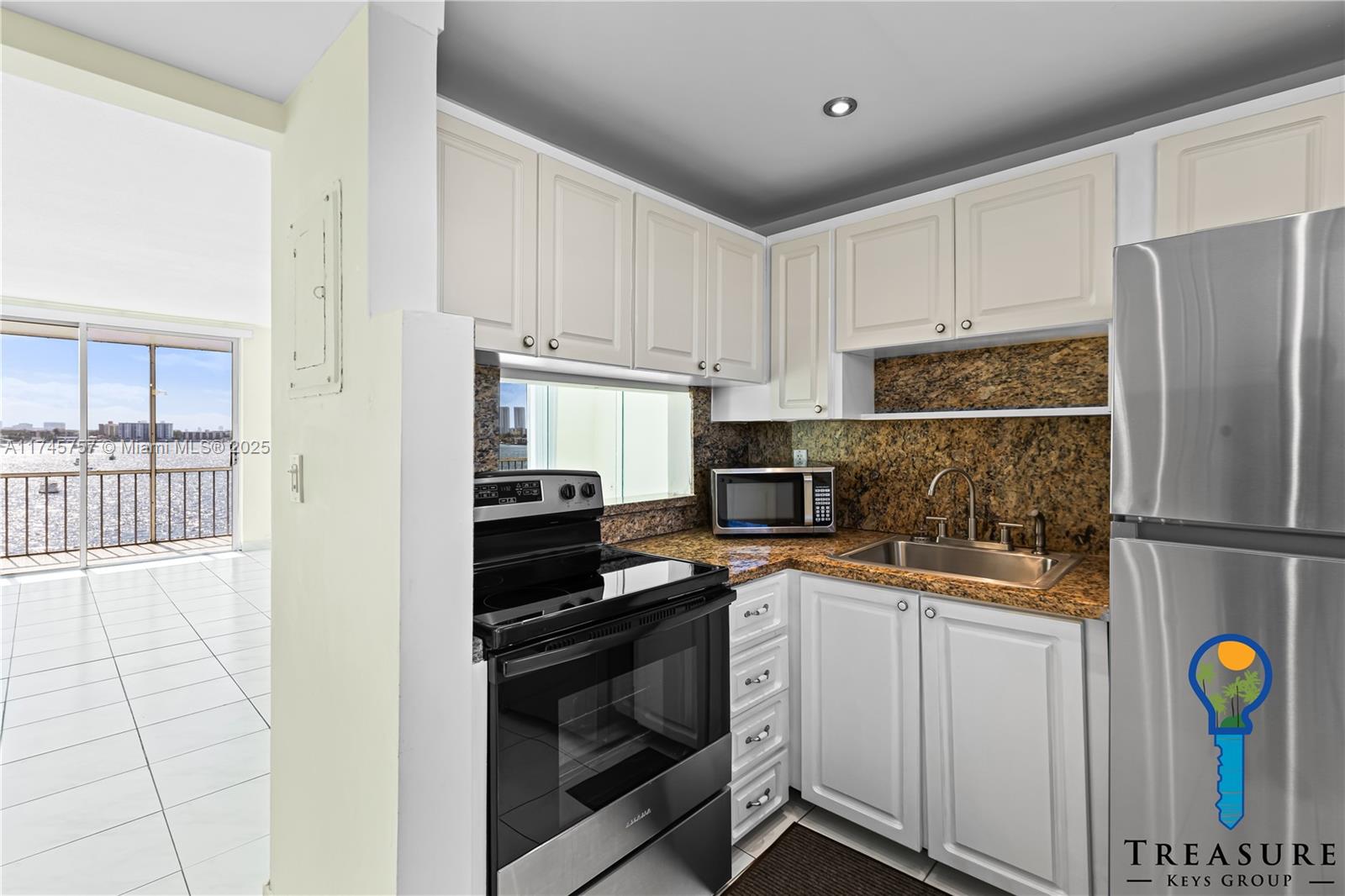 2910 Point East Dr M511