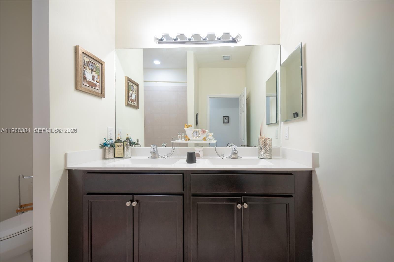 COCO PALM ESTATES - Residential