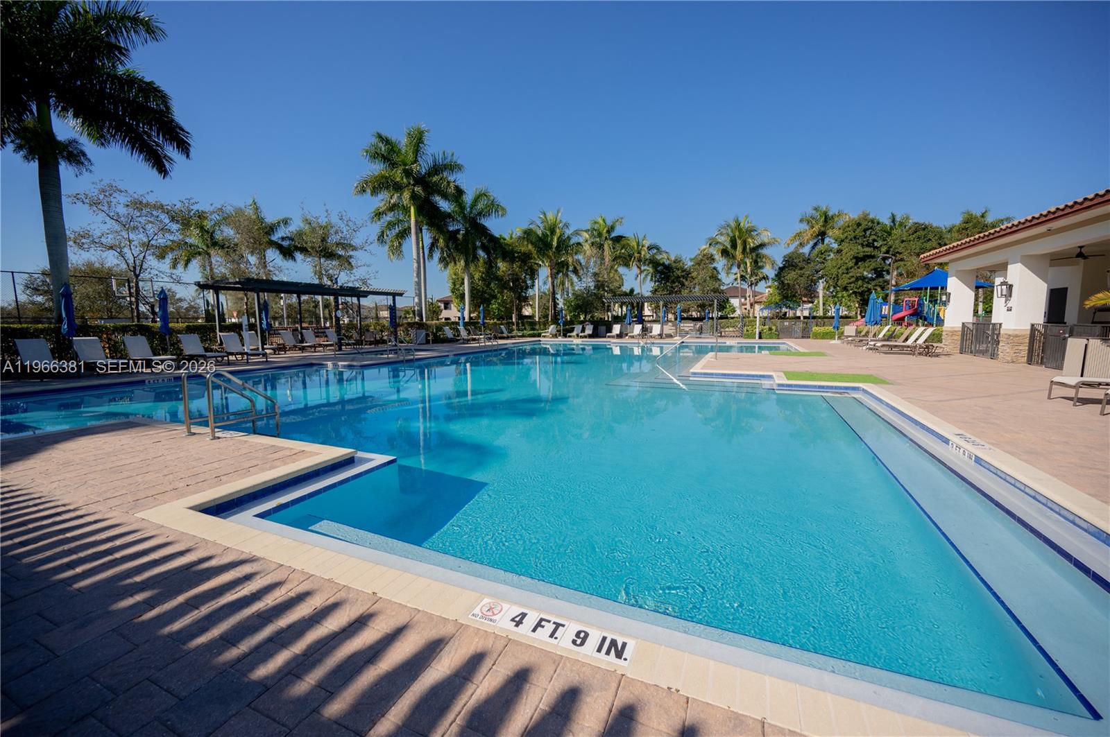 COCO PALM ESTATES - Residential