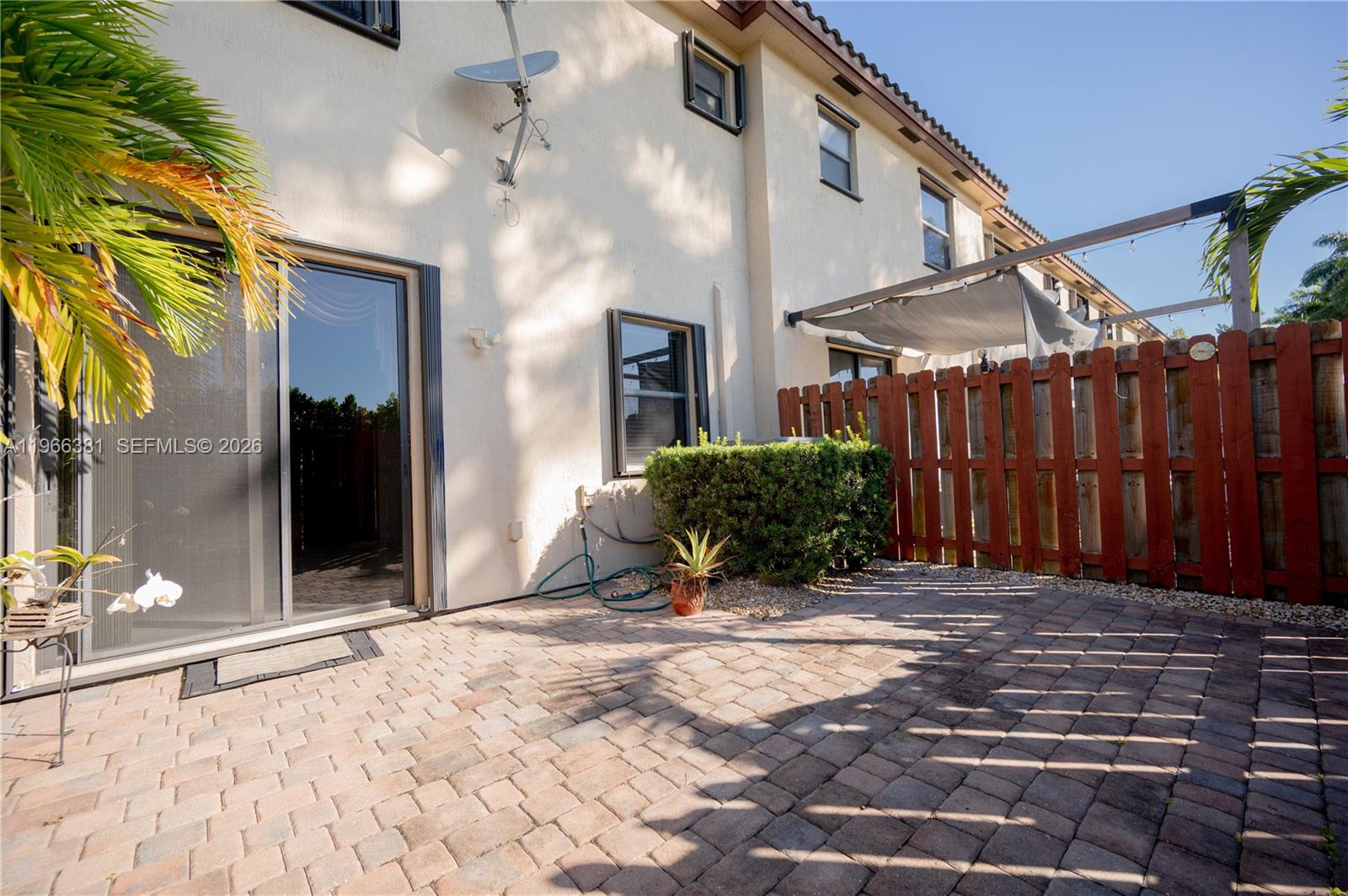 COCO PALM ESTATES - Residential