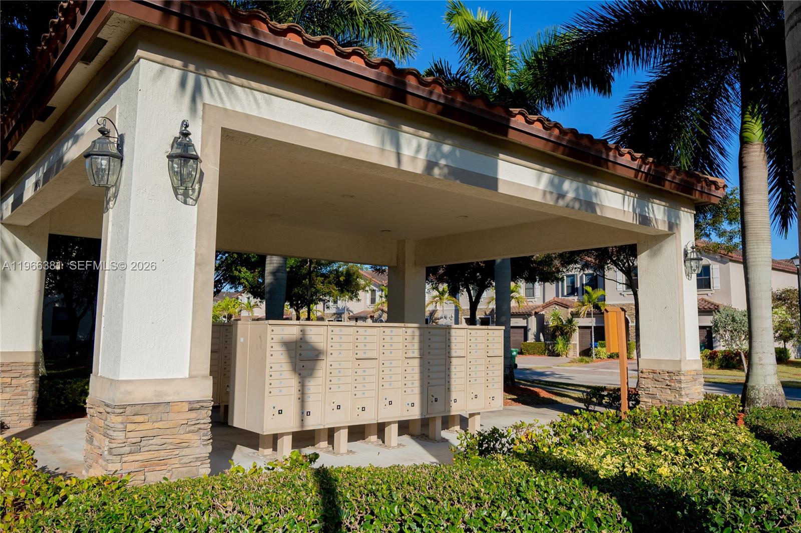 COCO PALM ESTATES - Residential