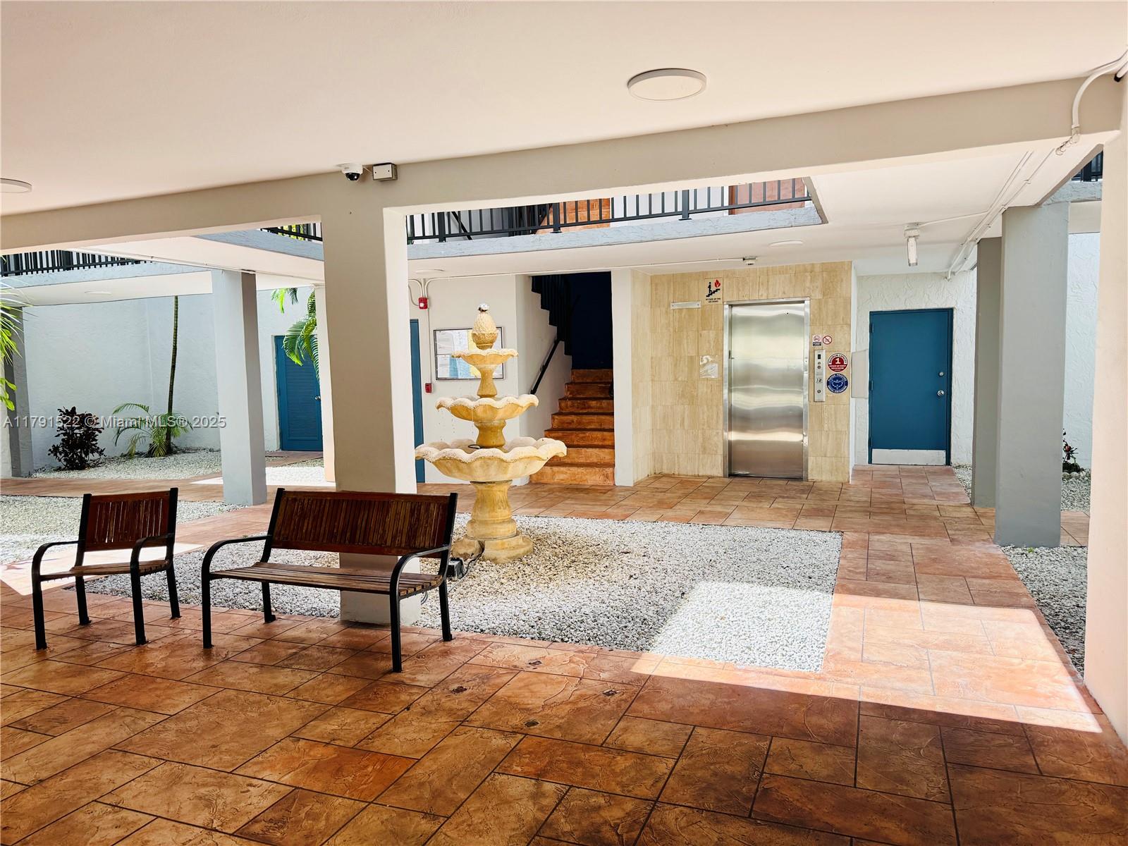 EL JARDIN DE HIALEAH COND - Residential Lease