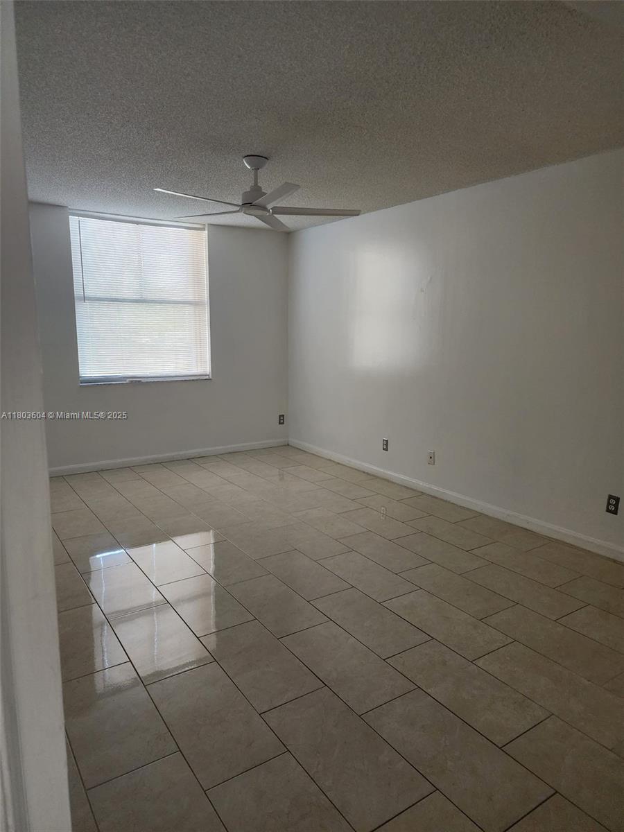 SHERIDAN EAST CONDO BLDG - Residential