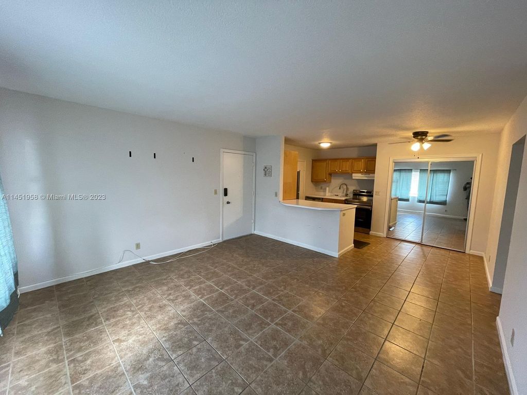 Photo of 5820 NE 22nd Way #609, Fort Lauderdale, FL 33308 (MLS # A11451958)