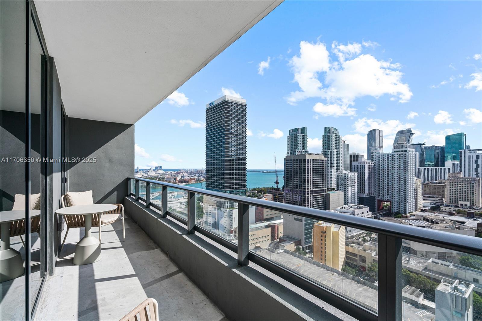 601 Ne 1st Ave 2405, Miami, Broward County, Florida - 2 Bedrooms  
2 Bathrooms - 