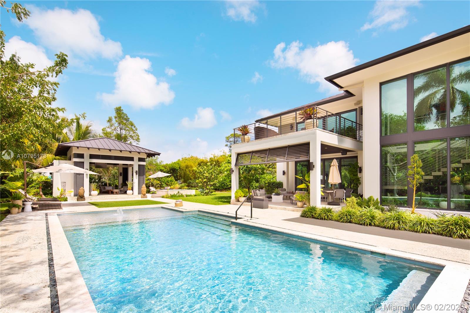 Ponce Gate - Residential