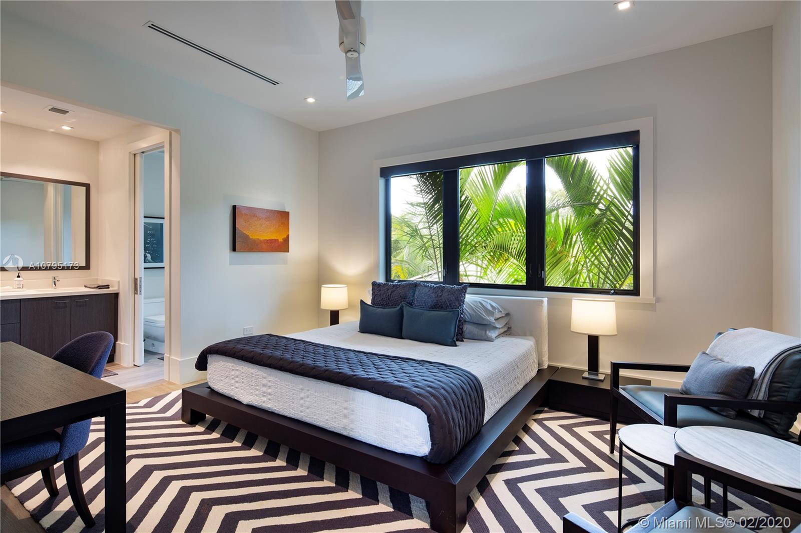 Ponce Gate - Residential