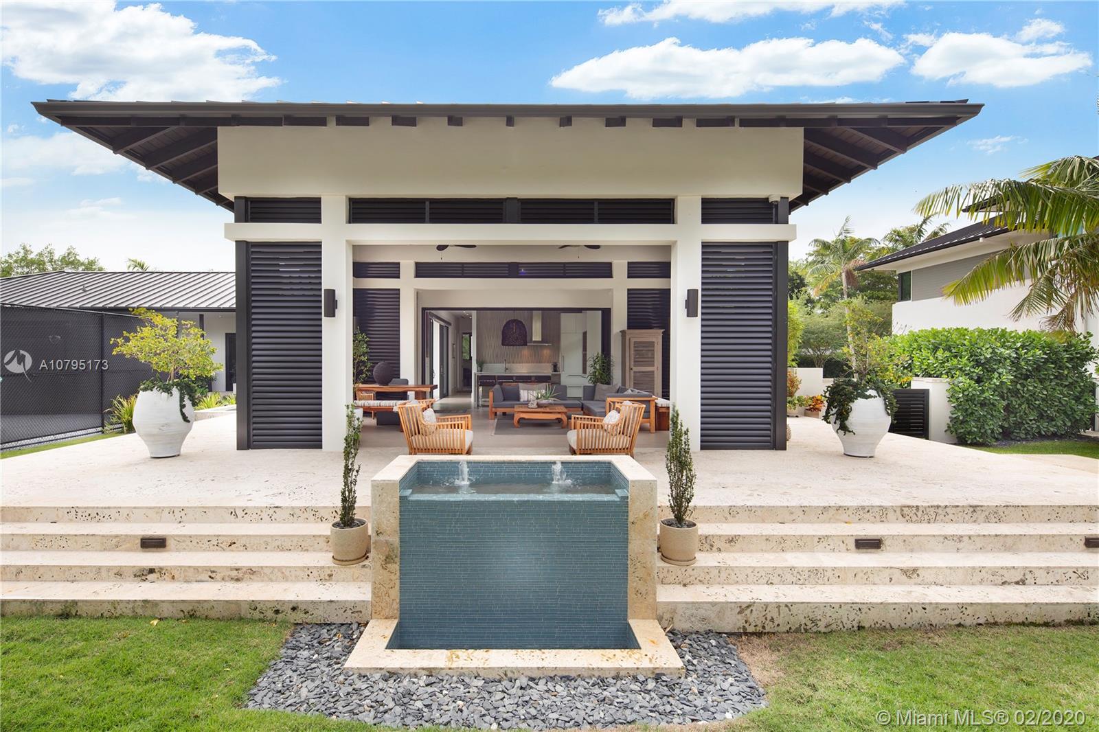 Ponce Gate - Residential