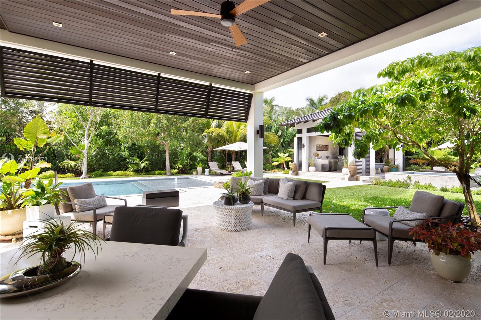 Ponce Gate - Residential