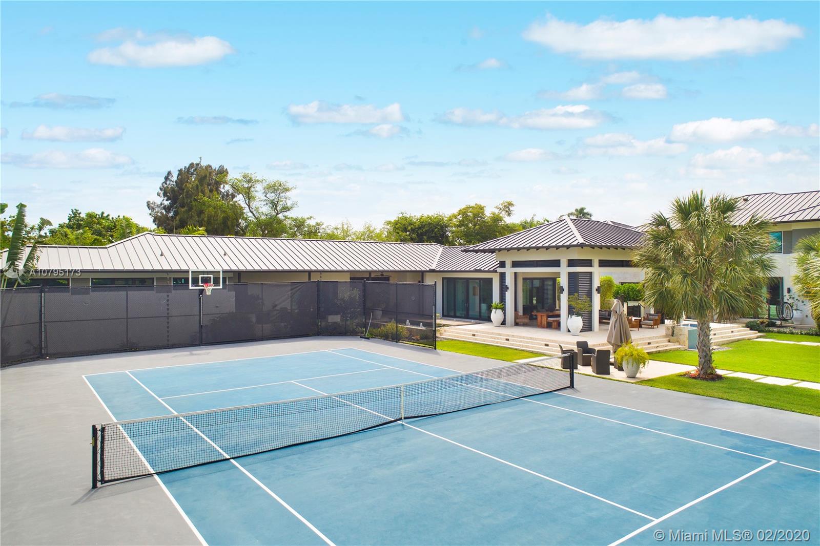 Ponce Gate - Residential