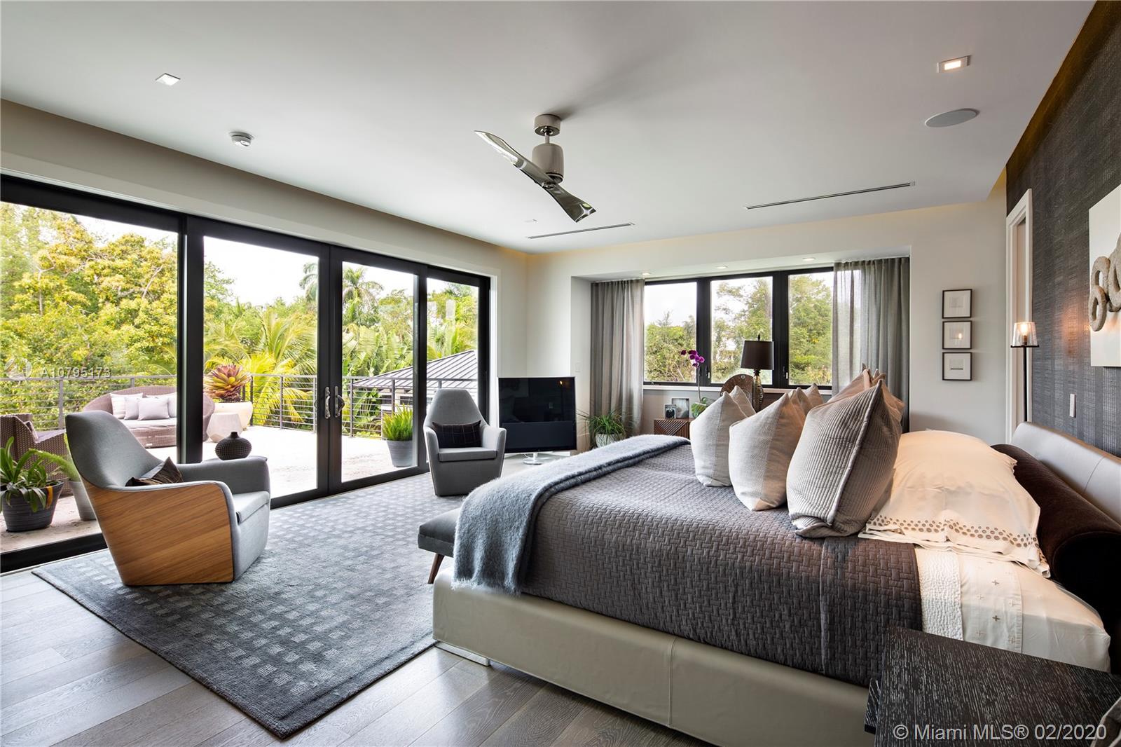 Ponce Gate - Residential