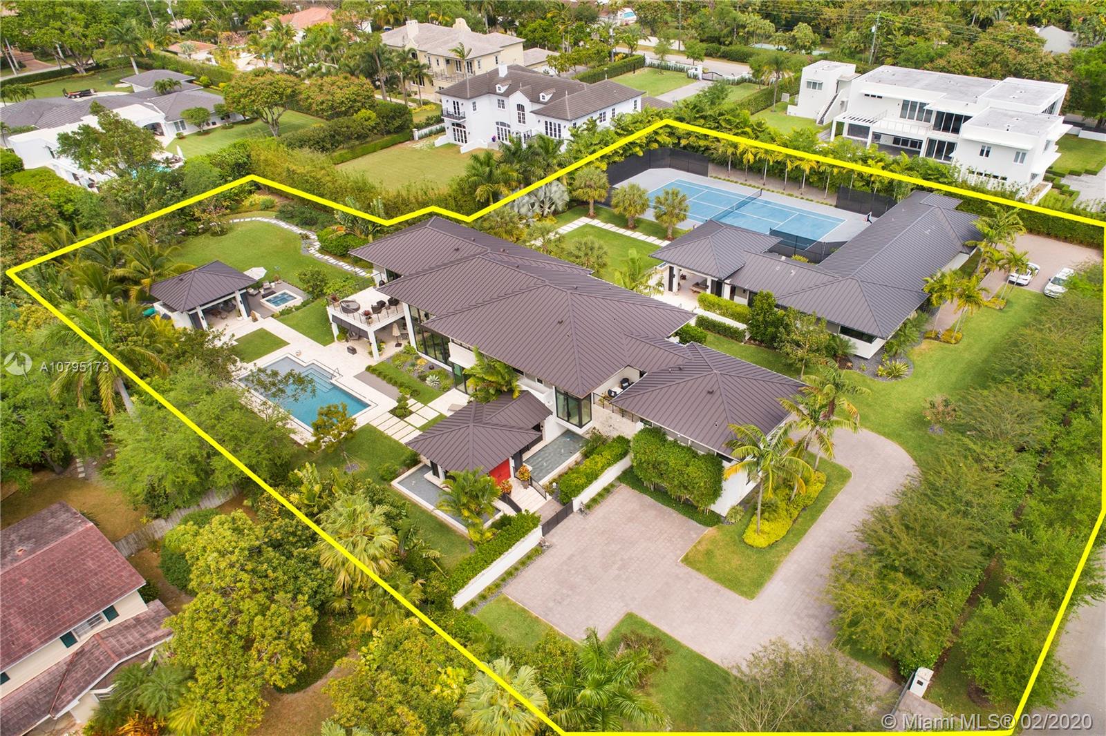 Ponce Gate - Residential