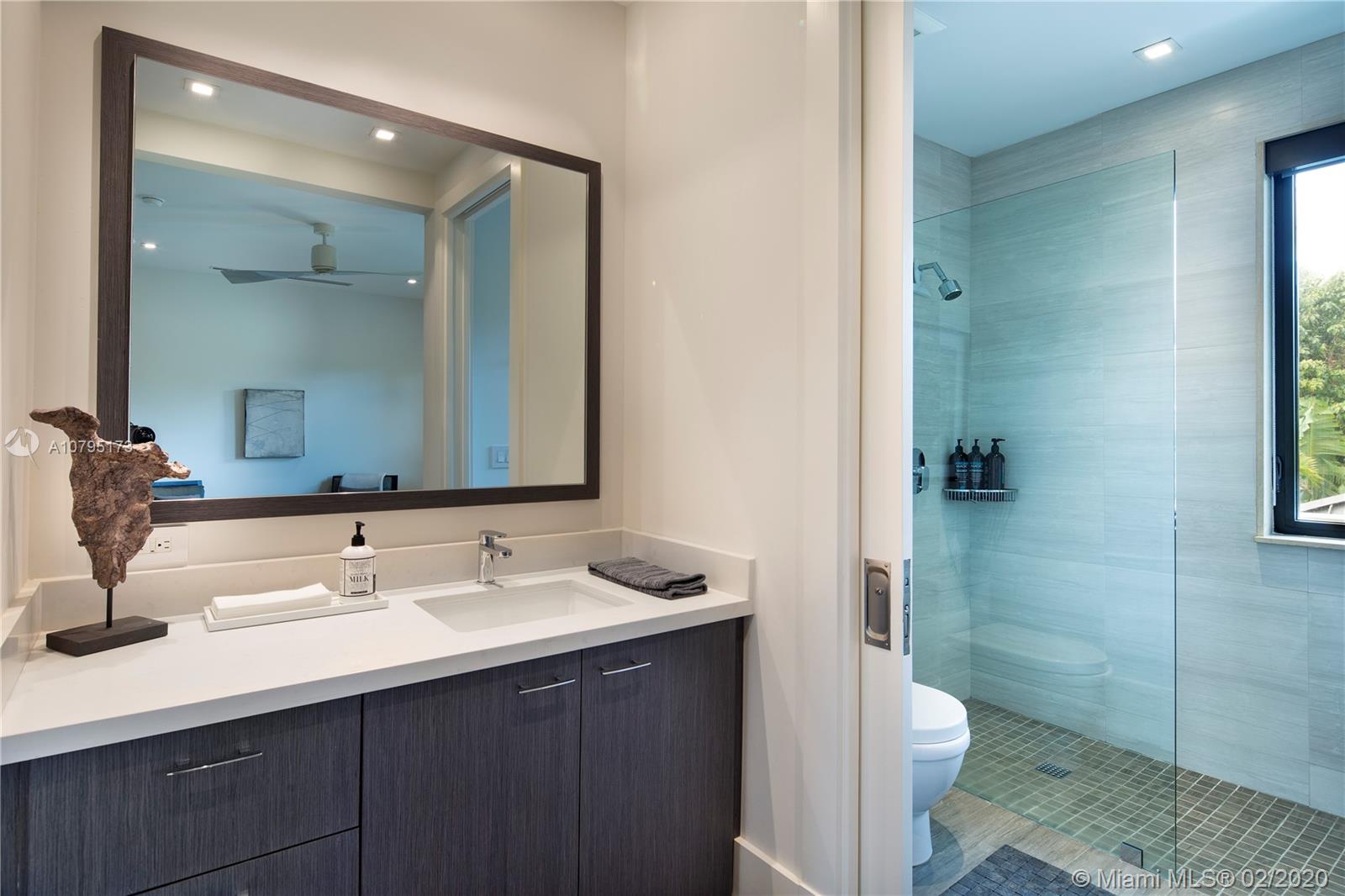 Ponce Gate - Residential