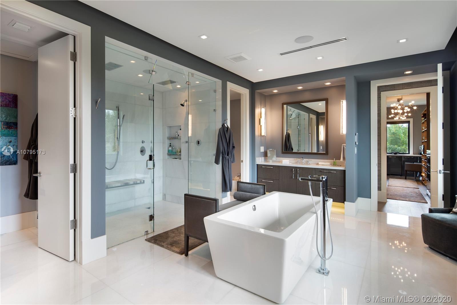 Ponce Gate - Residential