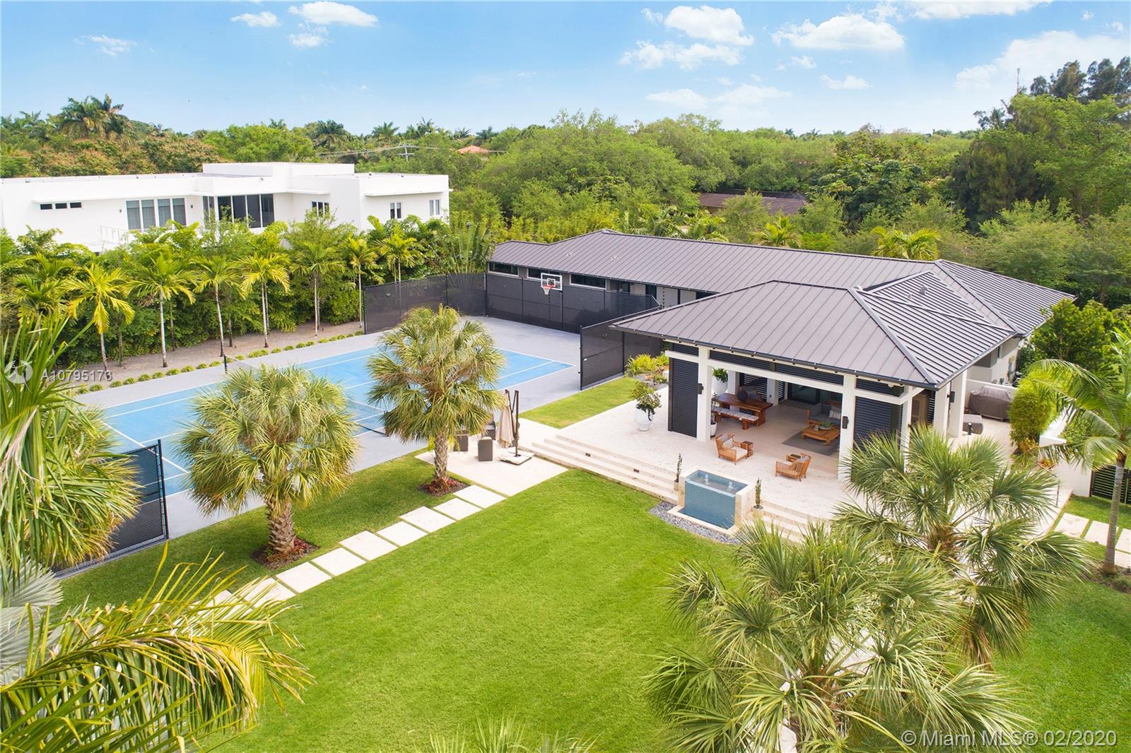 Ponce Gate - Residential