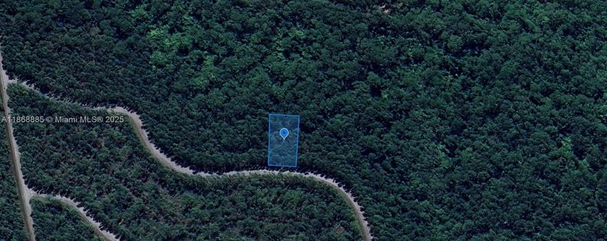 OWNER FINANCING: $2K down, $490.95/month for 36 months at 7% interest. Perfect opportunity to build your dream home in the Sun N' Lakes community, ideal for raising a family or retiring. This pond-front lot offers privacy with no homes behind you! Sun N' Lakes features 2 championship 18-hole golf courses, a restaurant, clubhouse, gym, playground, community pool, splash pad, fitness center, pickleball, and tennis courts. Conveniently located in Sebring, just 1.5 hours from Disney, Tampa, and Anna Maria Island beaches, and close to Advent Health and Sun N Lake Elementary. This large double lot can be divided into two homesites. Act fast—lots are selling quickly!