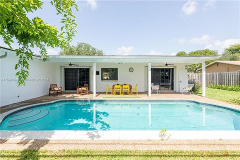 A home in Cooper City