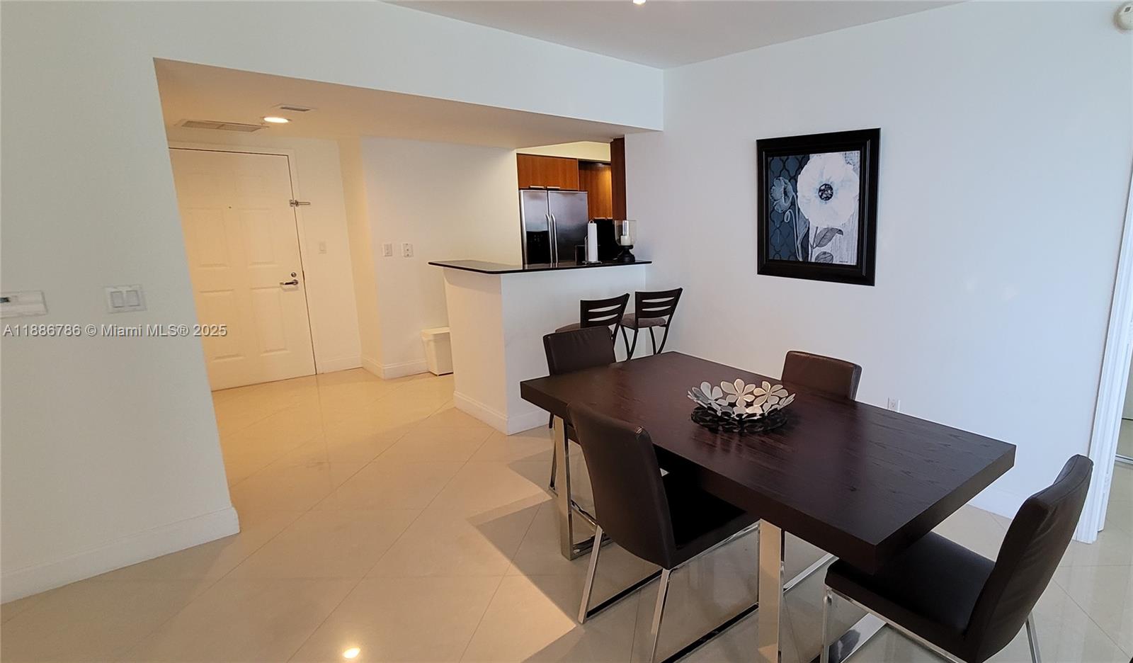 LA PERLA CONDO - Residential