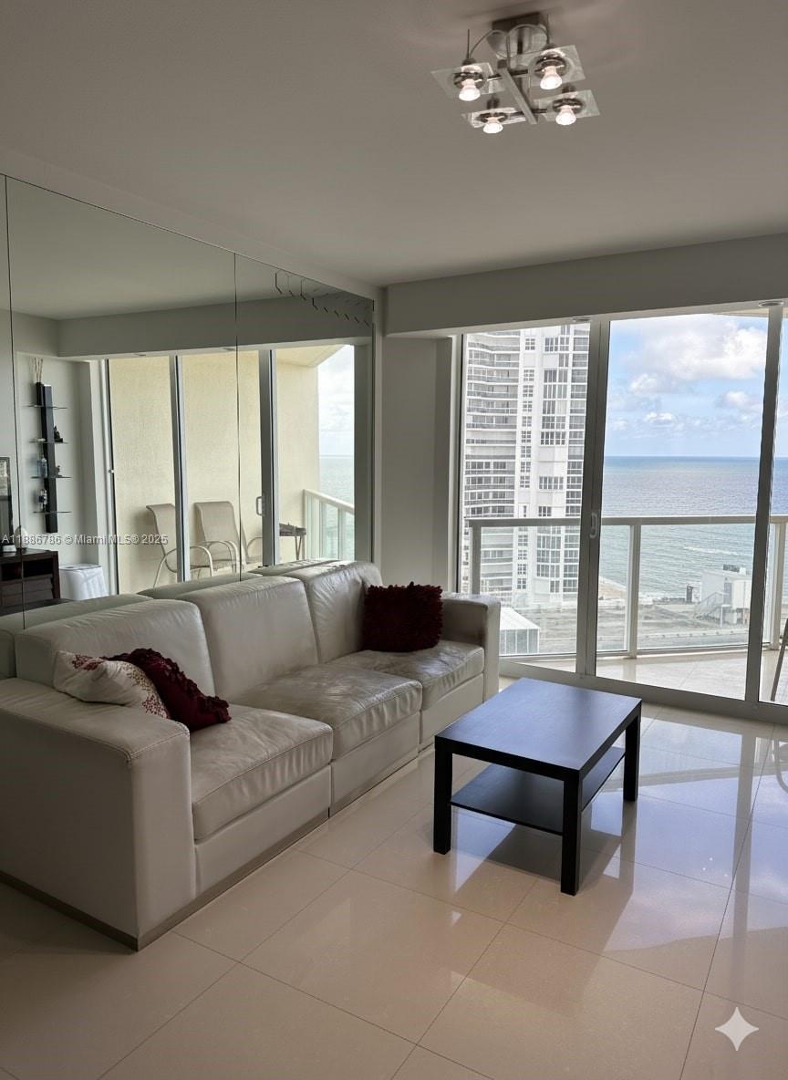 LA PERLA CONDO - Residential