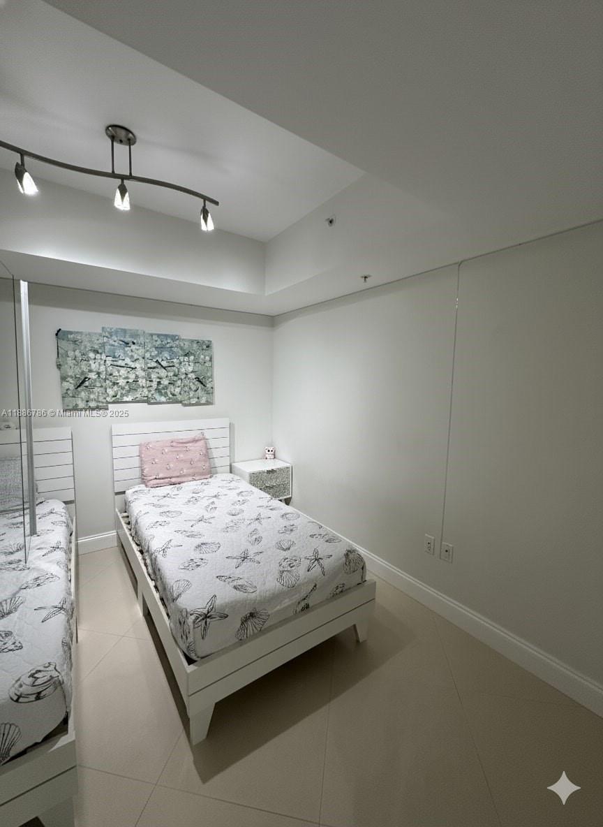 LA PERLA CONDO - Residential