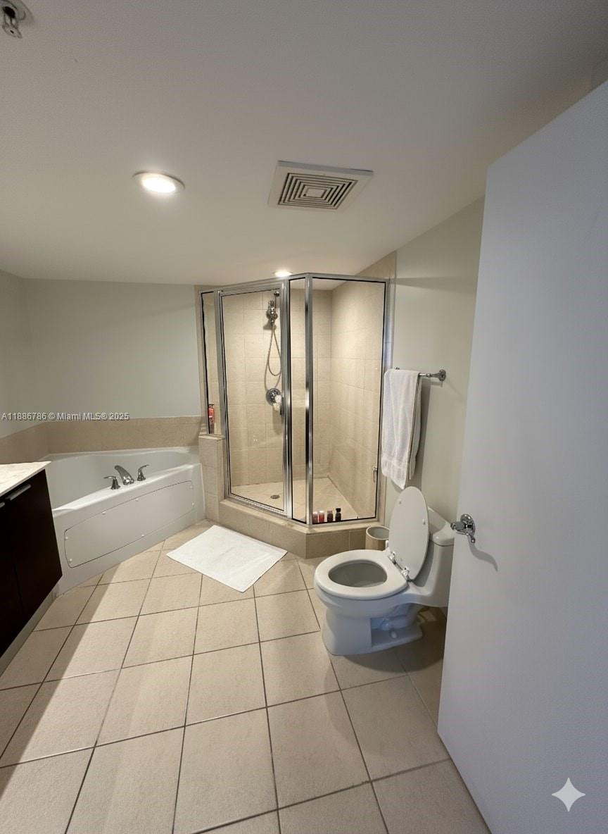 LA PERLA CONDO - Residential