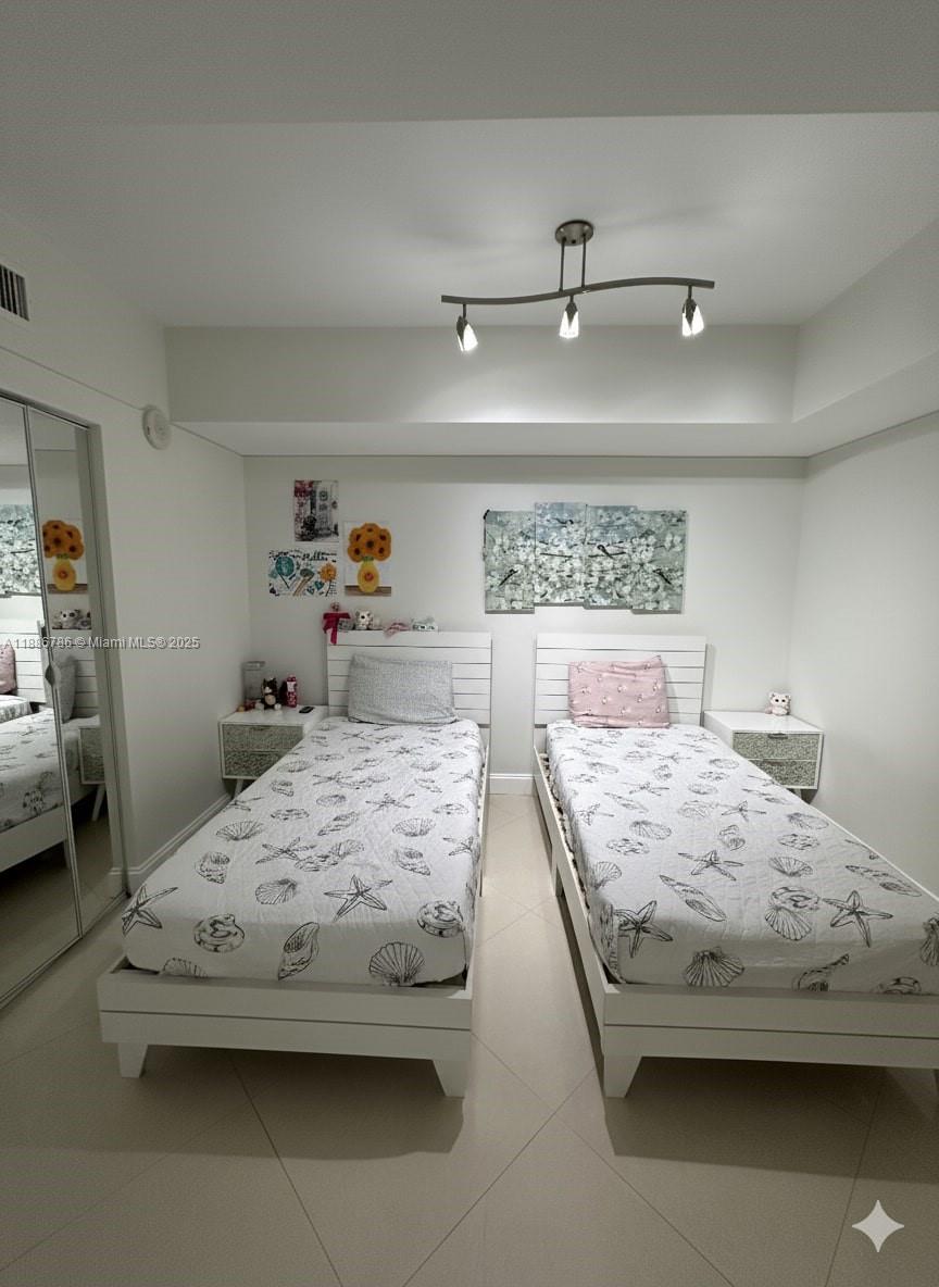 LA PERLA CONDO - Residential